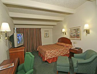Knights Inn Greensboro Pokoj fotografie